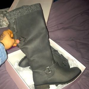 Dark Grey Calf Boot
